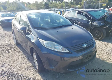 2013 Ford Fiesta S из США, поврежденный, VIN 3FADP4AJ0DM113631